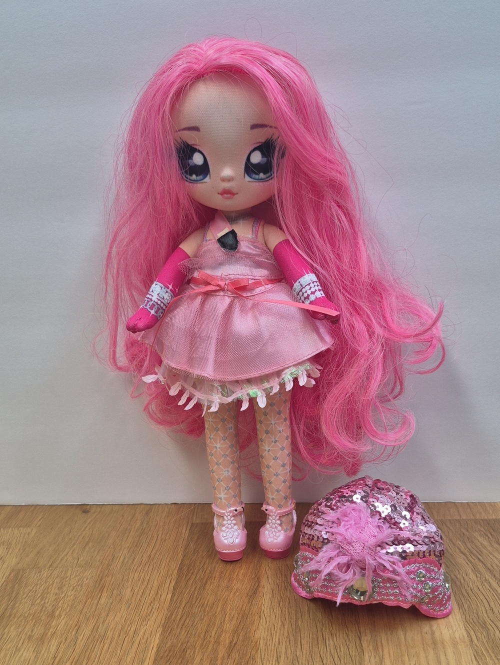 NaNaNa Surprise Teens "Coco Von Sparkle"